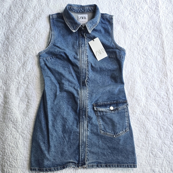 Zara Mini Zippered Sleeveless Denim Dress - Picture 4 of 15